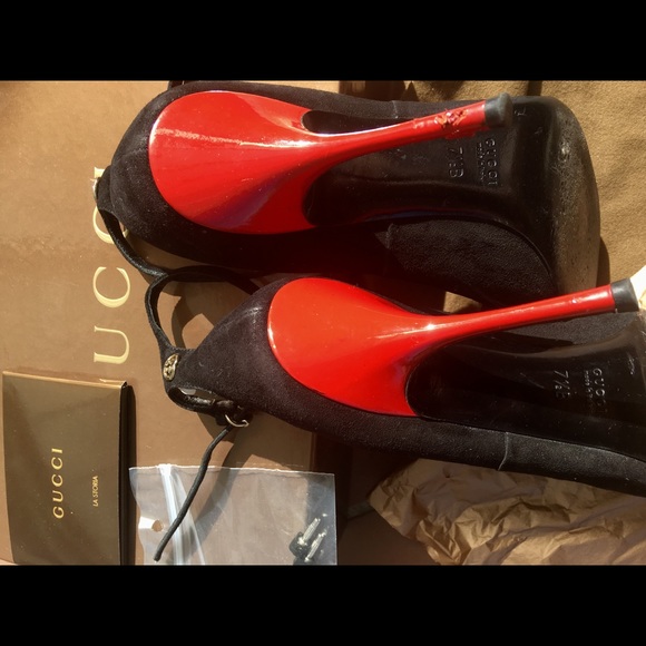 Gucci Suede Peep toe sandals - Picture 2 of 8